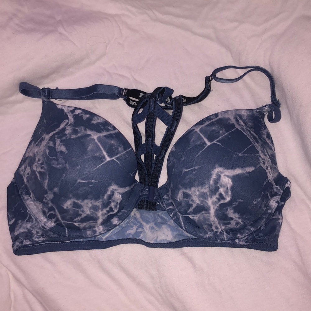 PINK vs push up bra